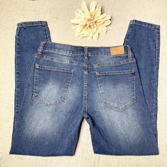 Tahari Classic Skinny Jeans Dark Blue Distressed Stretch 6 - Picture 6 of 8